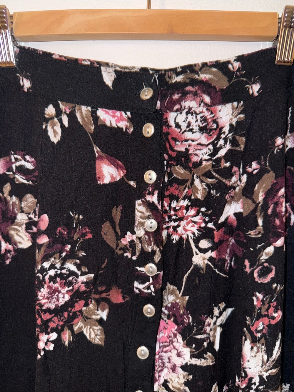 Floral Button-Front Black Maxi Skirt - Pink Floral - Picture 3 of 6